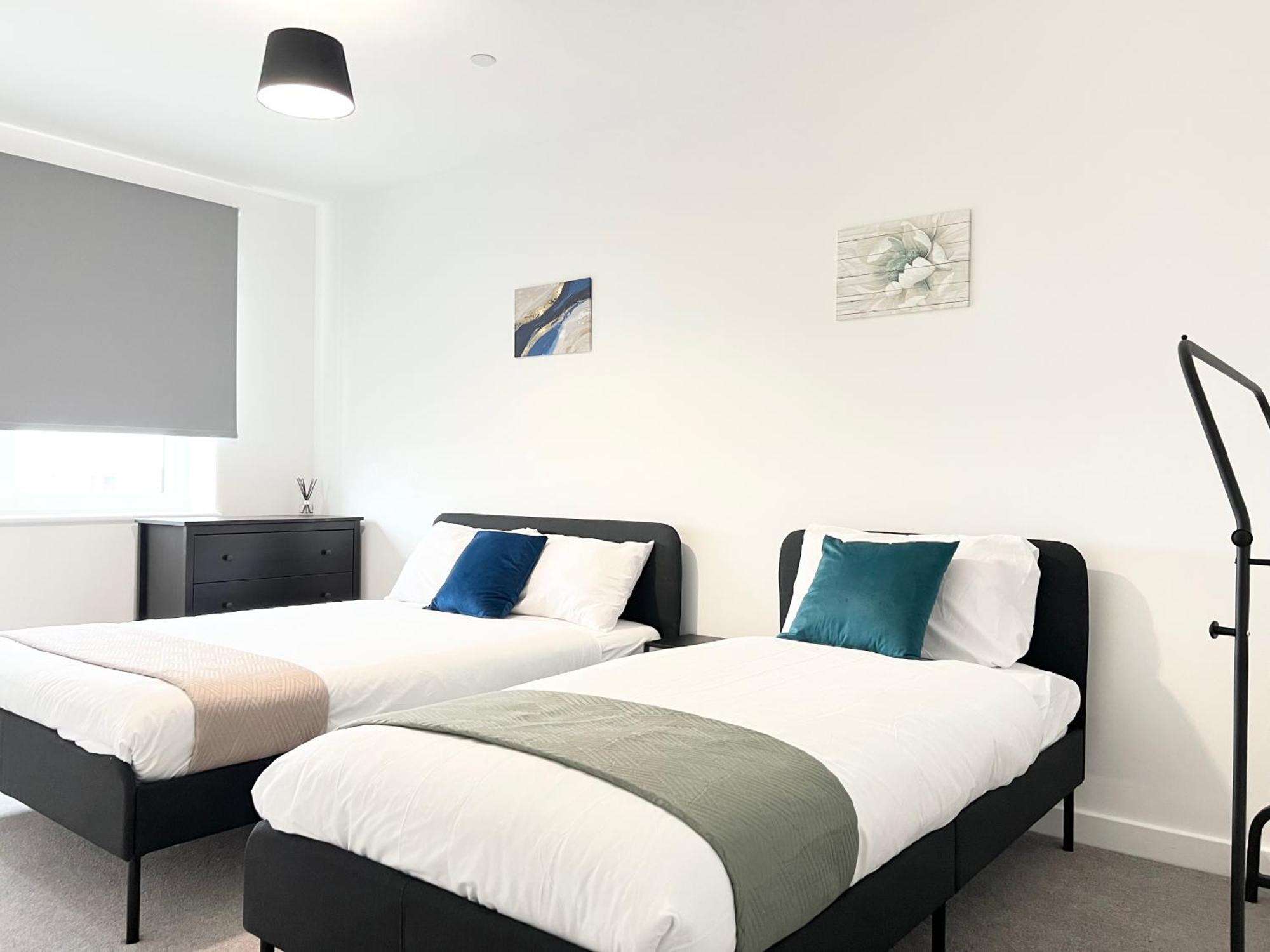 Modern, New, Amazing In East London! Apartment
